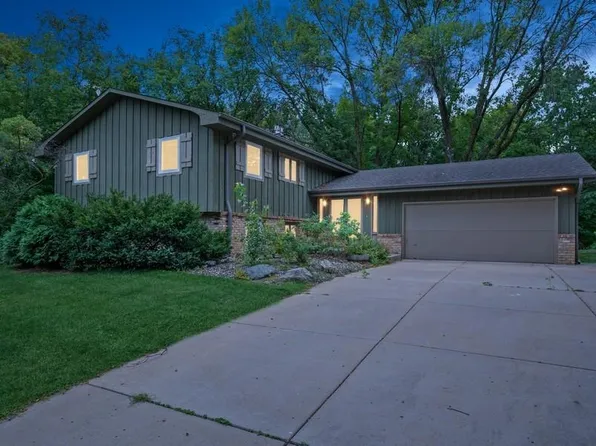 11605 61st Ave N, Plymouth, MN 55442