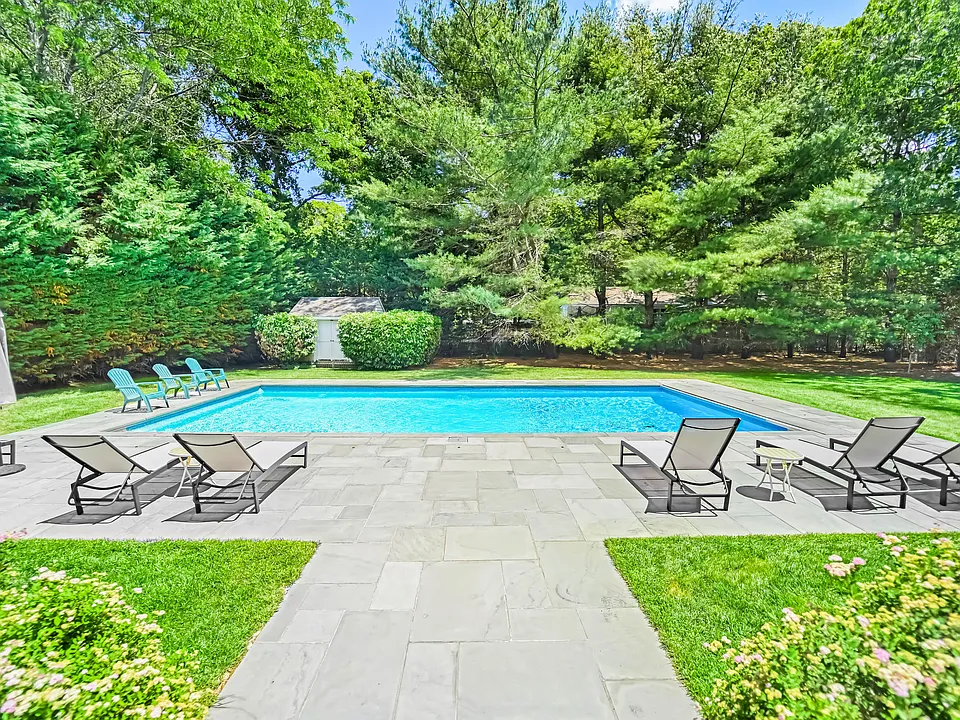 5 Tamarack Ln