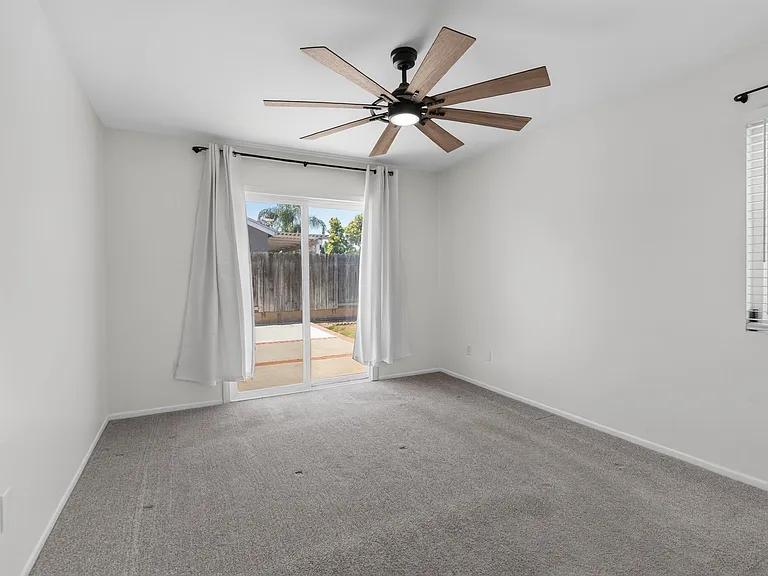 263 Greenbriar Ct — Photo 12