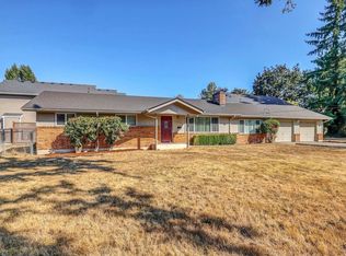 10402 SE 211th St, Kent, WA 98031