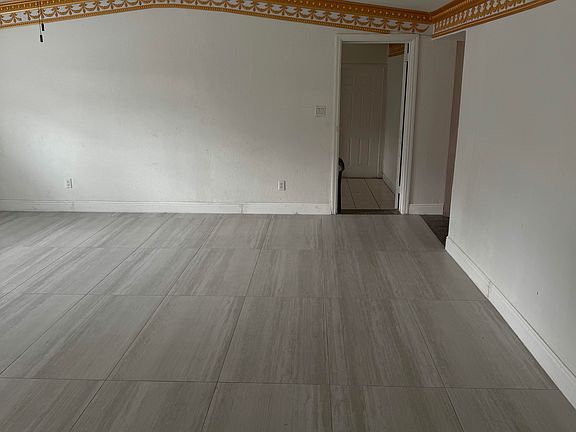 5th image of 2430 N Central Ave