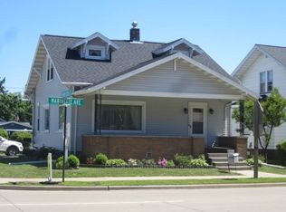 1202 Marinette Ave, Marinette, WI 54143