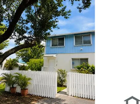 22201 SW 103rd Ave, Miami, FL 33190