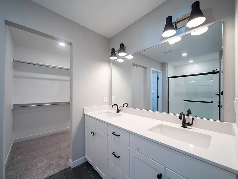 3721 SW Clayton Pl — Photo 14