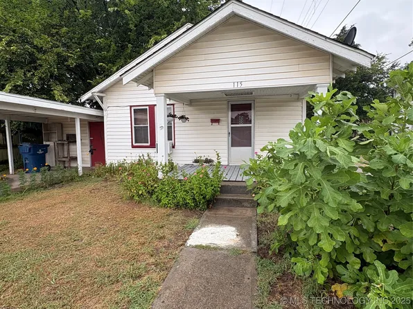 115 S Independence Ave, Cushing, OK 74023