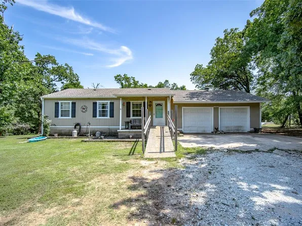 41 Austin Dr, Tecumseh, OK 74873