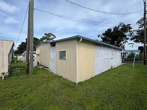 3rd image of 2320 Bee Ridge Rd Lot 73