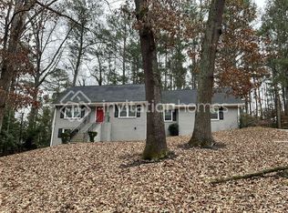 1150 Carlo Ter SW, Atlanta, GA 30331