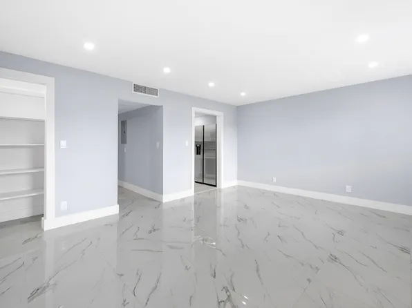 611 NE 14th Ave APT 303, Fort Lauderdale, FL 33304