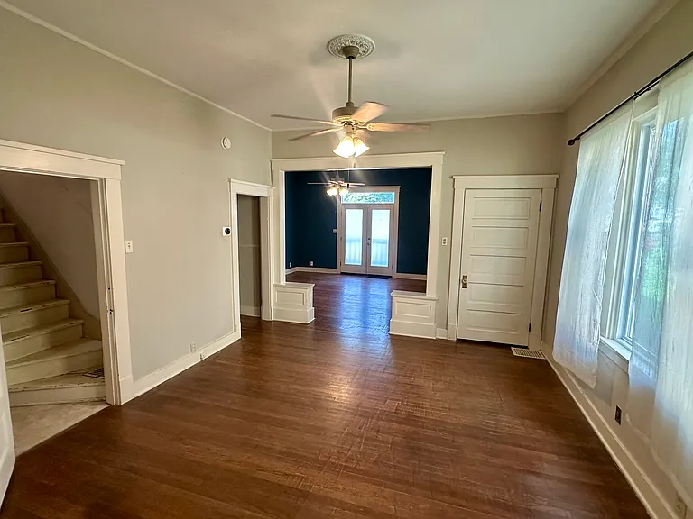 2628 State St — Photo 9