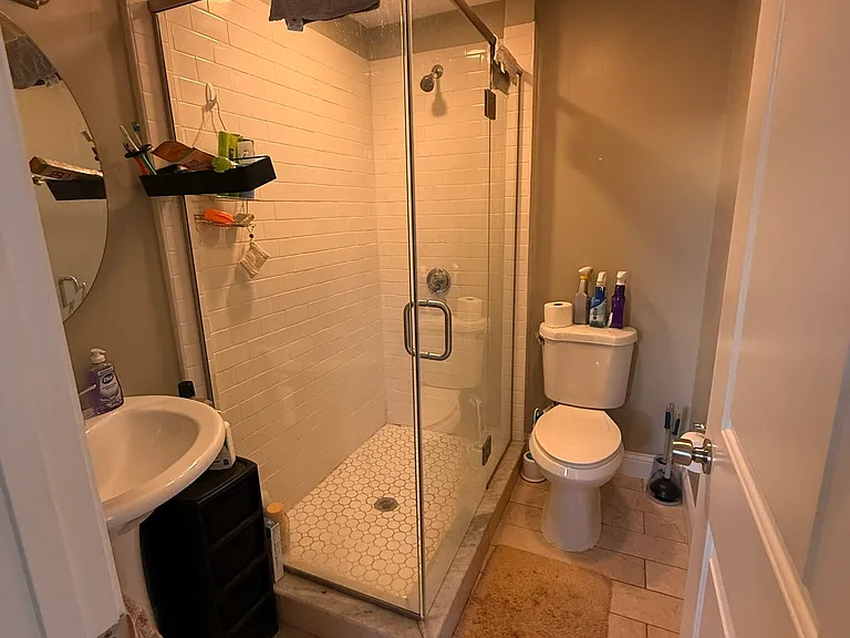 10 Roxbury St #3 — Photo 1