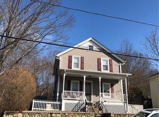 27 Elbow St, West Warwick, RI 02893