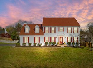 13193 Scottish Hunt Ln, Bristow, VA 20136
