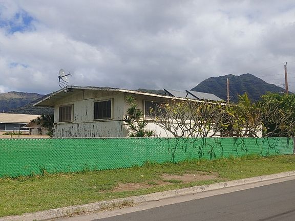 3rd image of 85-041 Kaupuni St