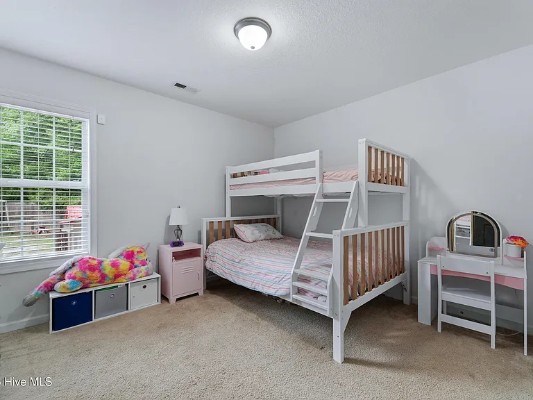 765 Radiant Dr — Photo 16