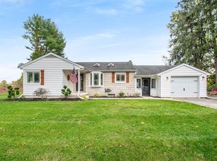 53238 Arrowhead Dr, Bristol, IN 46507