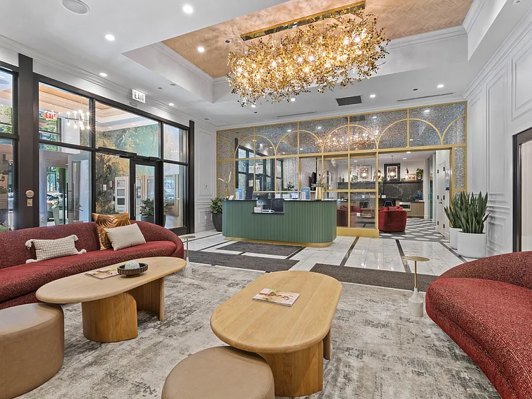 Flair Tower Apartments — Photo 42