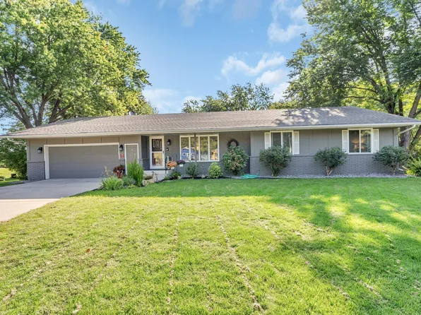 930 Jeffrey Ct, Saint Cloud, MN 56303
