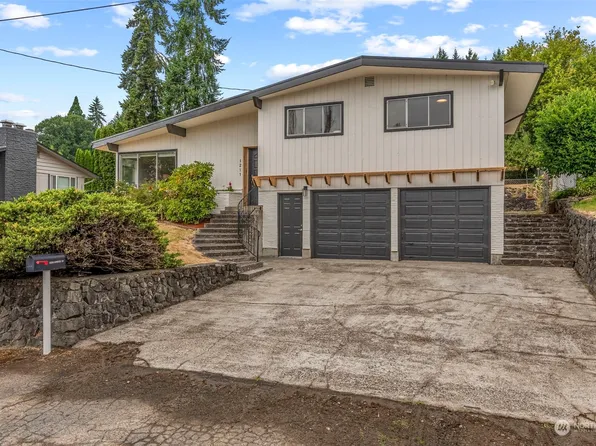 1211 Spruce Street, Longview, WA 98632
