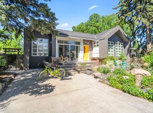 7222 119th St NW, Edmonton, AB T6G 1V6