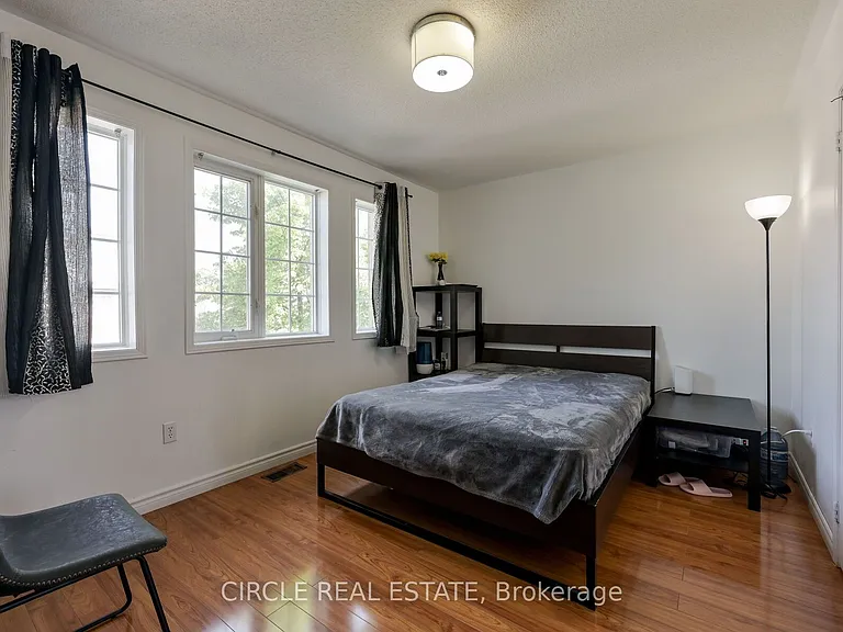 20 Spadina Rd #20 — Photo 24