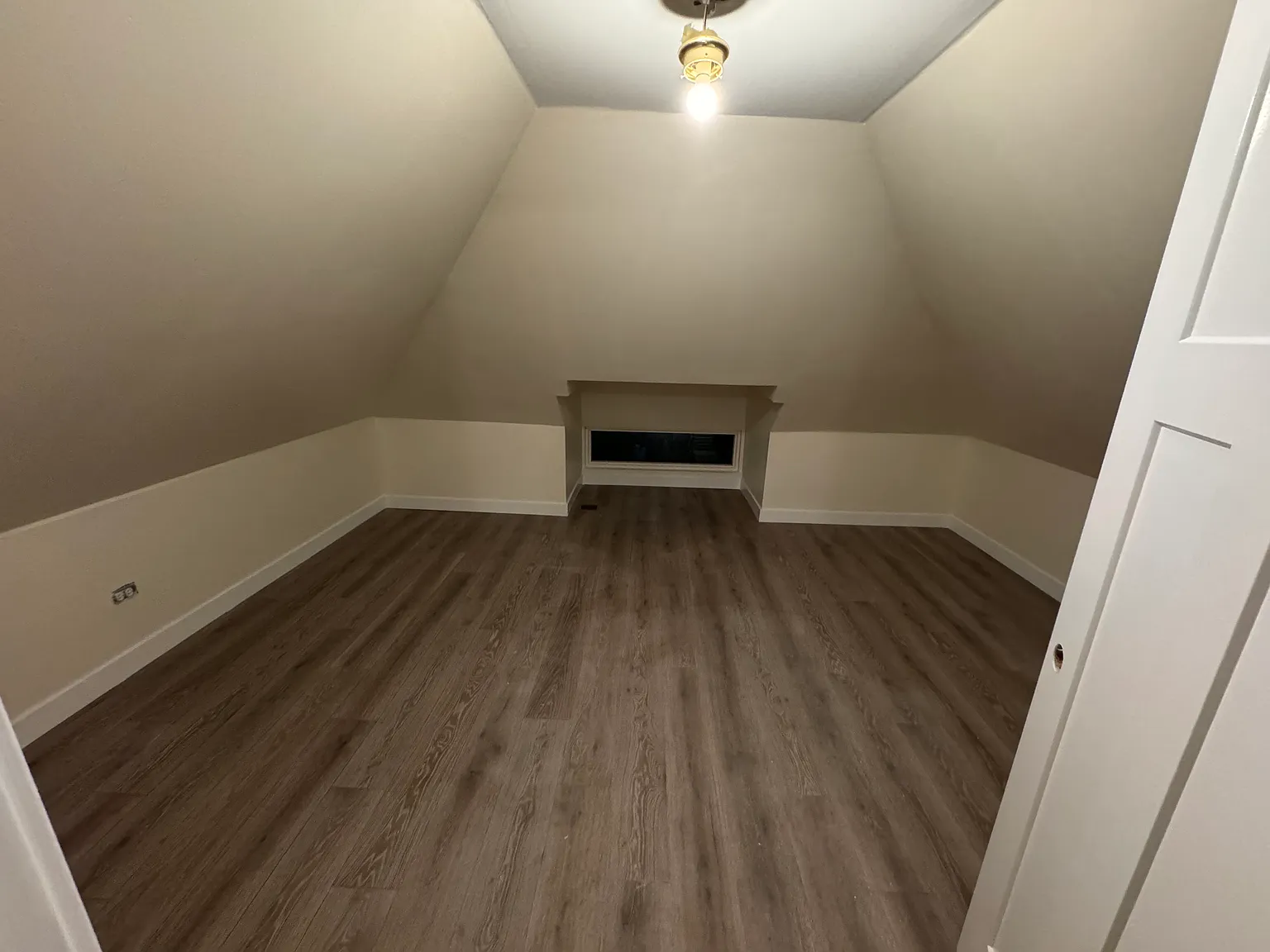 3 bed, 1200 sqft, $1,950 — Photo 4