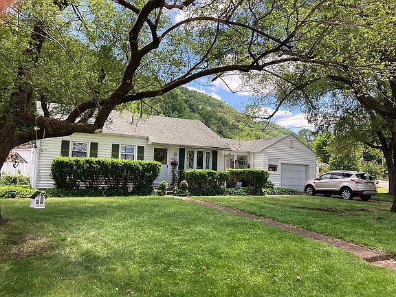 2nd image of 3301 Chesterfield Ave