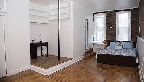 4th image of 159 E 107th St APT 1
