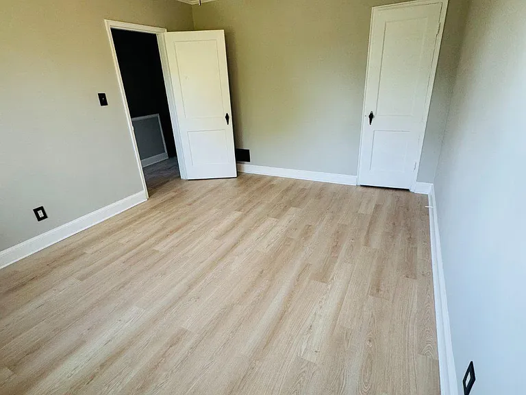 818 Bradhurst Rd — Photo 3