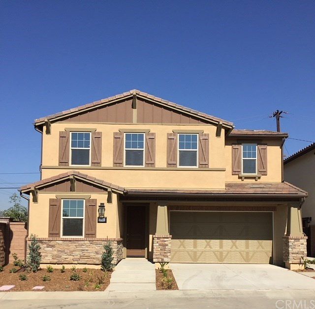 1st image of 20901 Silverwood Dr
