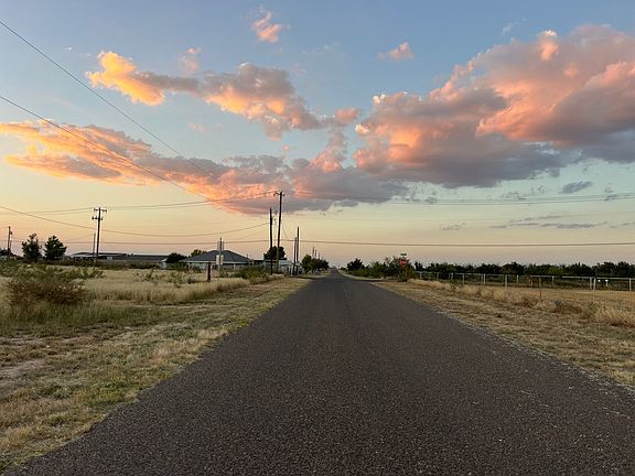 5th image of 1050 E County Rd #2901