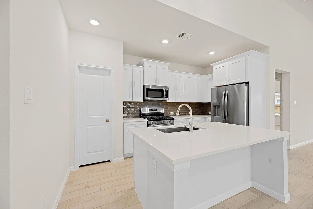 Building Photo - 336 Windstar Rd