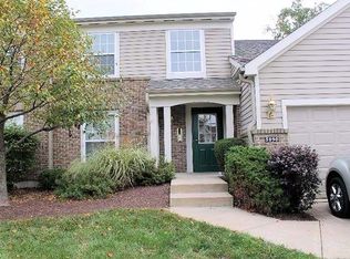5890 Stonebridge Cir APT 303, Milford, OH 45150