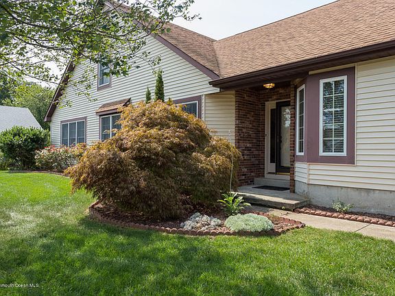 2nd image of 1509 Forelle Ln