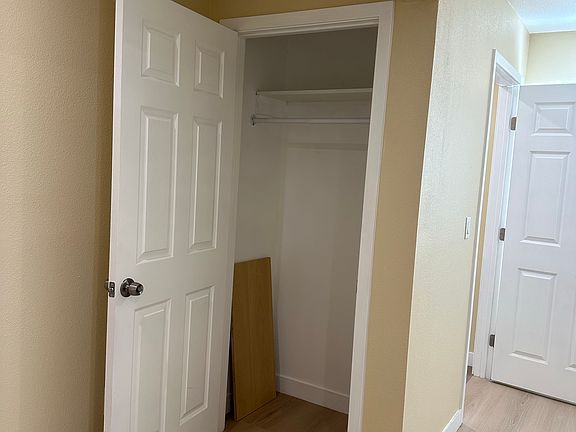 5th image of 25479 Van Leuven St #1A