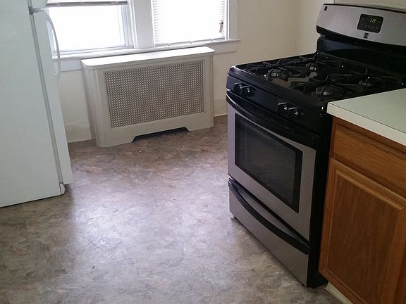 3rd image of 1938 Hollinshed Ave #2