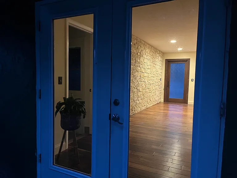 996 Mohican Blvd — Photo 13