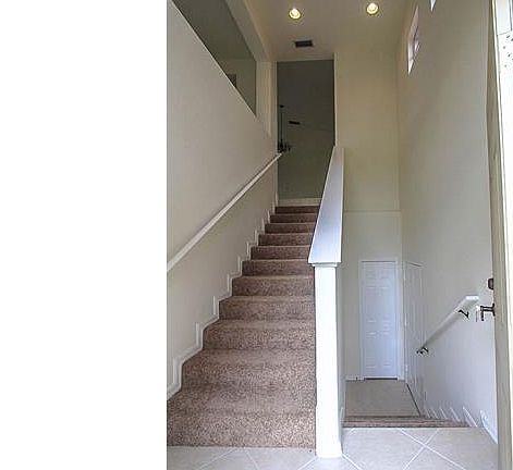 5th image of 15220 Royal Windsor Ln APT 704