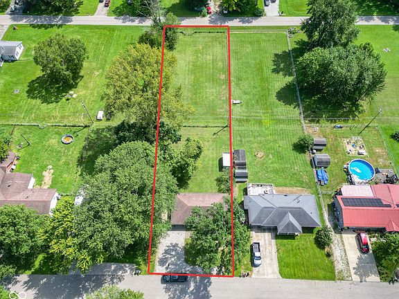 2nd image of 315 Daugherty St