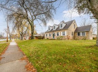 1905 Langley Ave, Saint Joseph, MI 49085