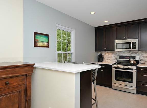 5th image of 373 Carrollwood Dr #373