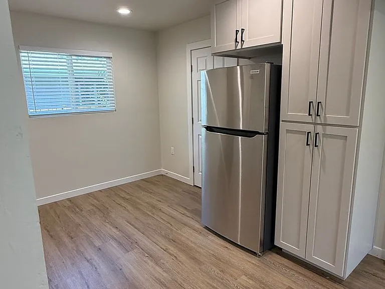 849 West St — Photo 24