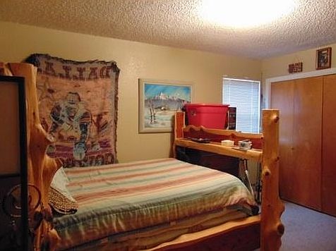 5th image of 1000 Loma Ln
