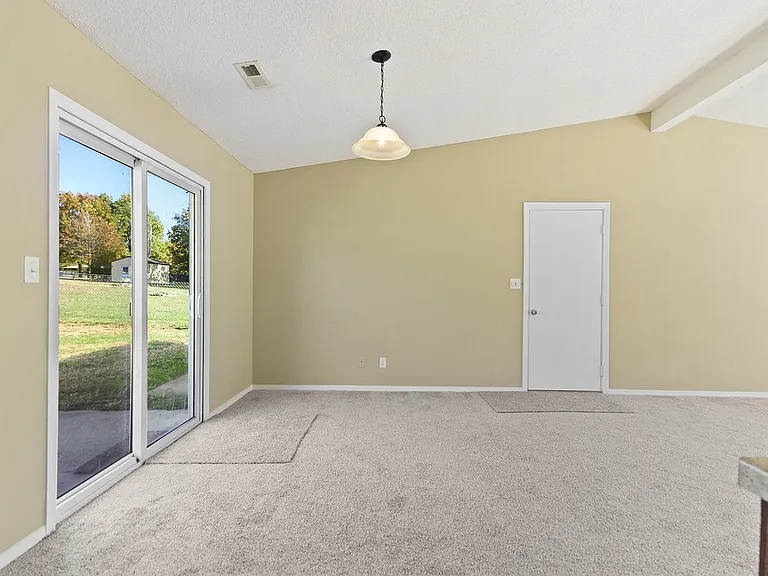 7381 E Suncrest Ct — Photo 13