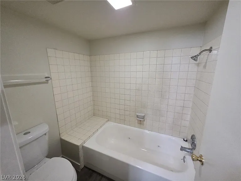 3364 Royce Ct — Photo 61