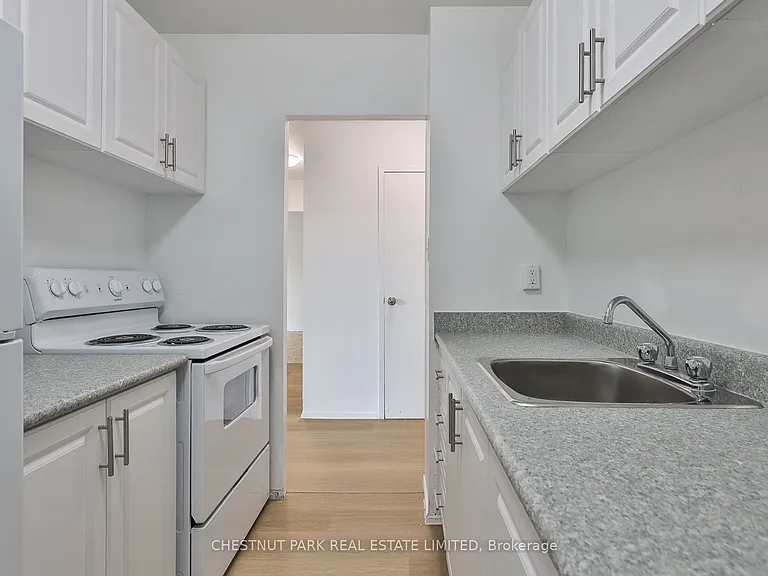 888 Glen St #525 — Photo 8