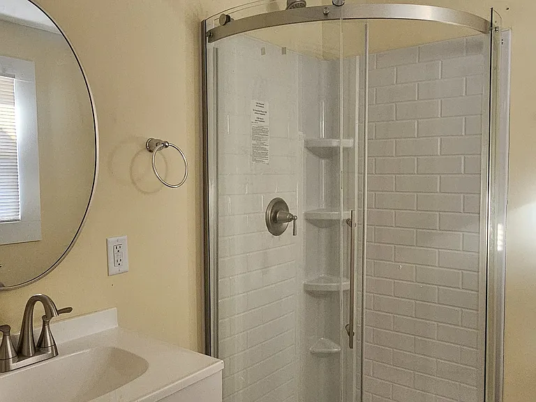 1040 East Dr — Photo 15