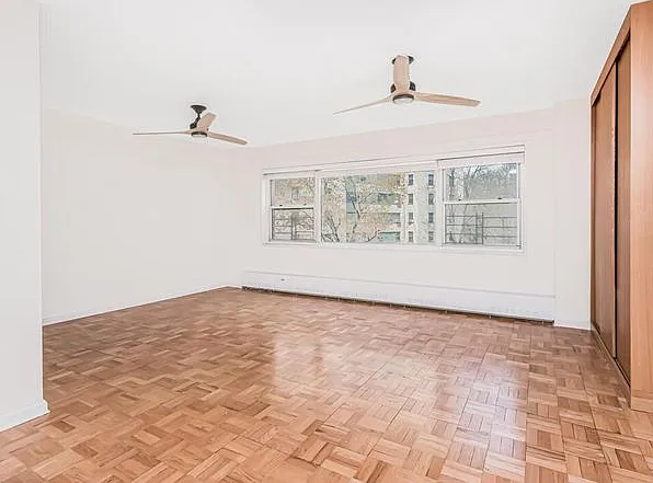 2081 Cruger Ave #5K — Photo 10
