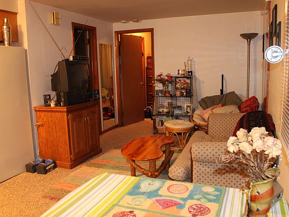 3rd image of 1019 N 1st Ave