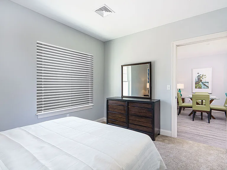 Four Winds Apartments — Photo 10